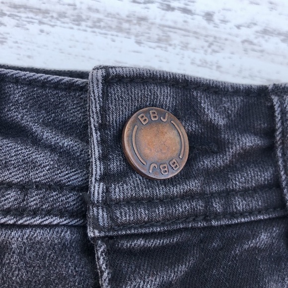 Boom Boom Jean Fringe shorts | SIZE 5 - Picture 4 of 5